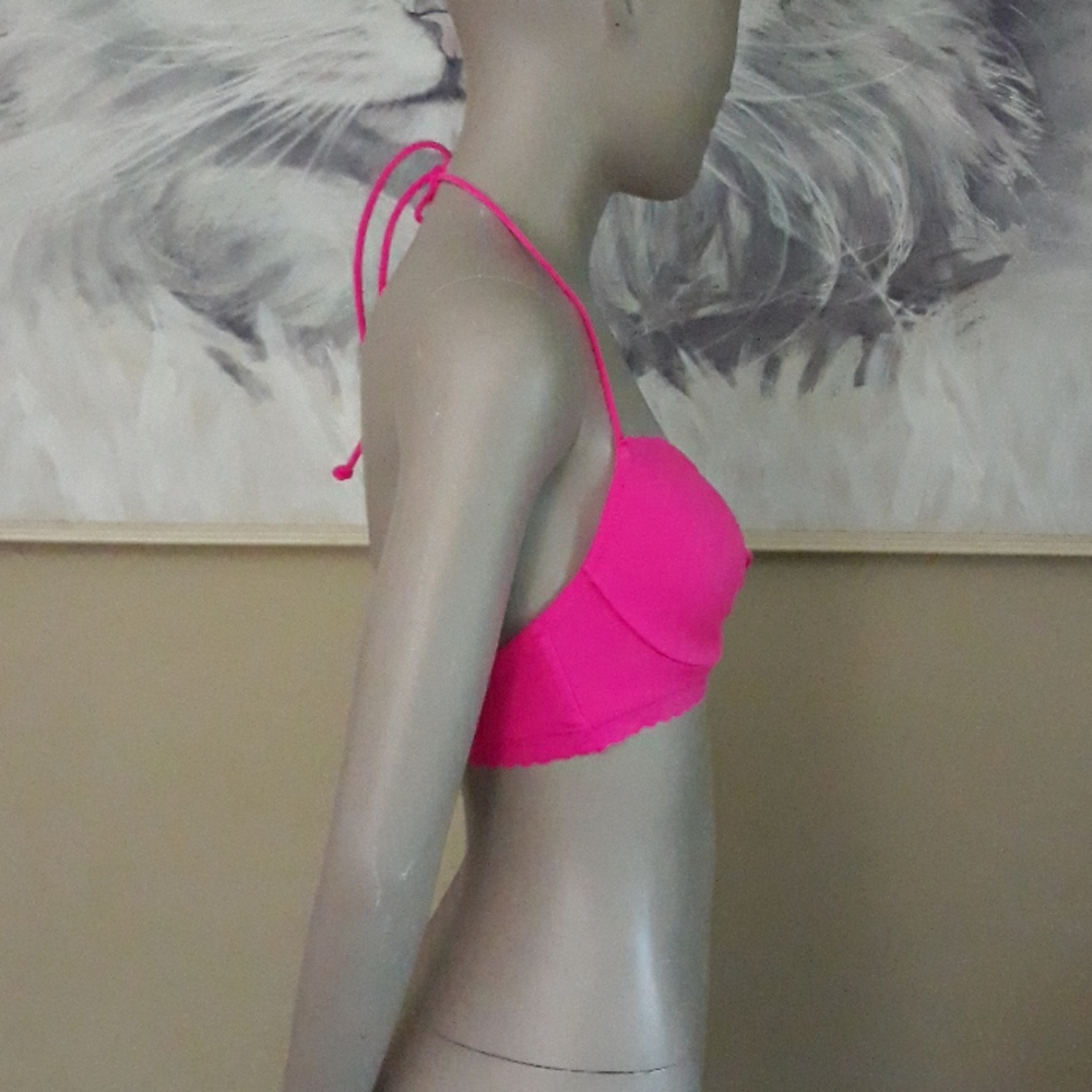 Victoria's Secret underwire Bikini top size 32C - Picture 3 of 13